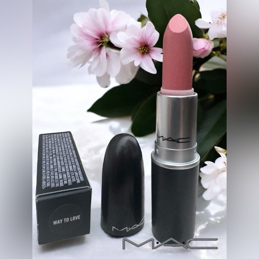 MAC WAY TO LOVE Lustre Lipstick. VERY RARE. NEW IN BOX. - Picture 2 of 8